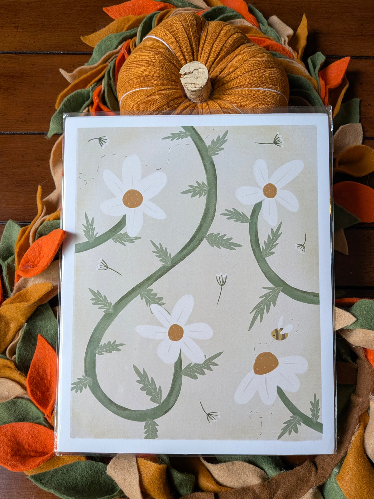 Buzzing Bee Floral Print